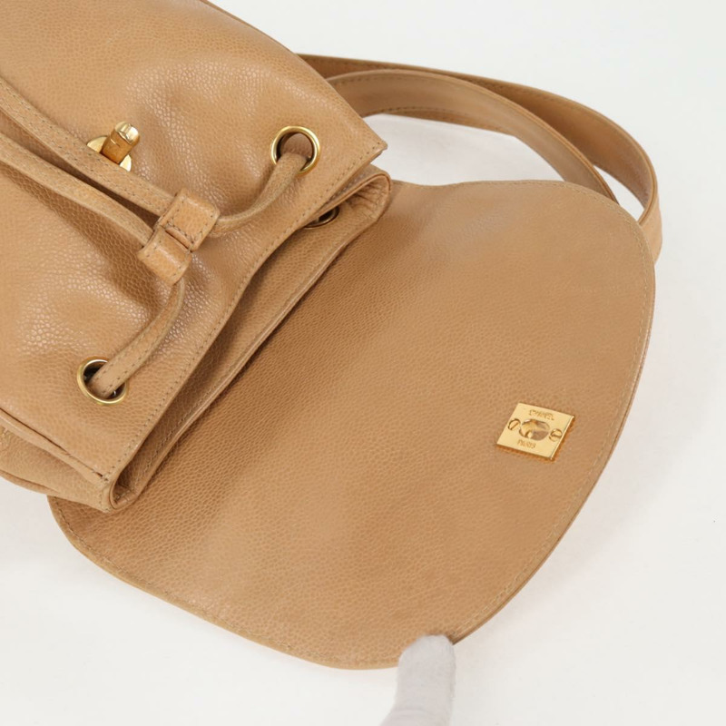 【日本直送】香奈兒肩背包 小牛皮 米色 金色 CC 認證 kk466V-21