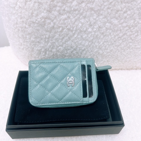 Chanel 湖水灰綠拉鏈短夾/零錢包/卡包