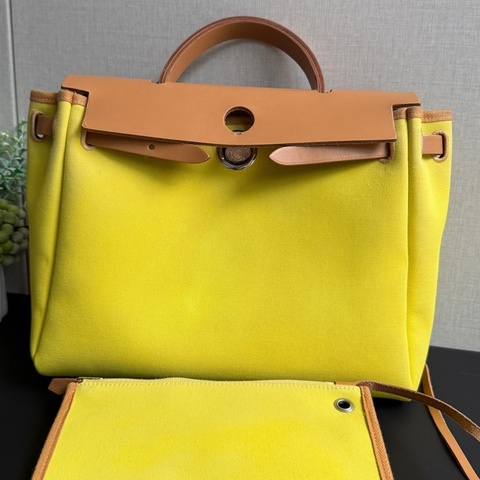 Hermes/愛馬仕 Herbag Y刻 31cm  少鎖鑰匙