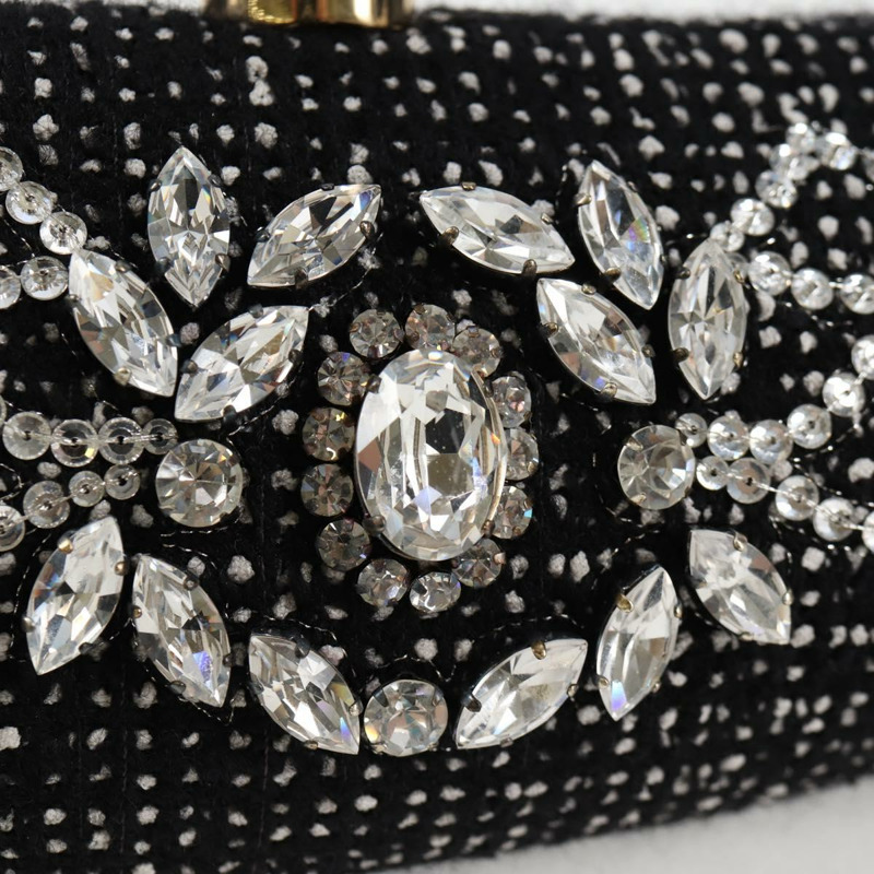 【日本直送】香奈兒黑色斜紋軟呢手拿包，金色雙C標誌，正品編號124606SAV-17