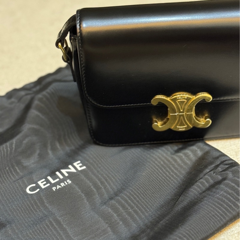 Celine TEEN TRIUMPH-1