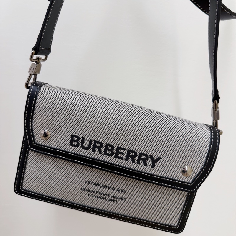 內裡膜都還在 無瑕疵 9.9新 Burberry 基本款 男女 斜背包-7