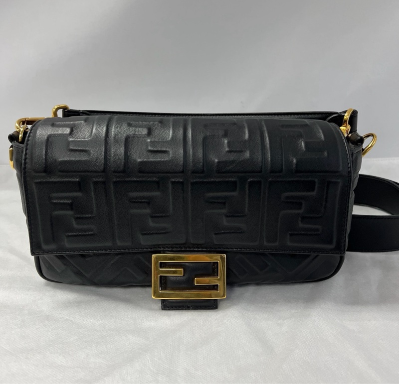 Fendi baguette 法棍包黑-1