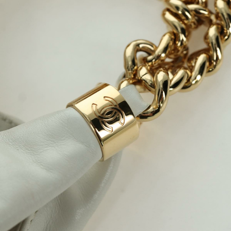 【日本直送】香奈兒 (CHANEL) 皮革雙肩包 白色金色 CC 標誌 Auth mr2057V-8