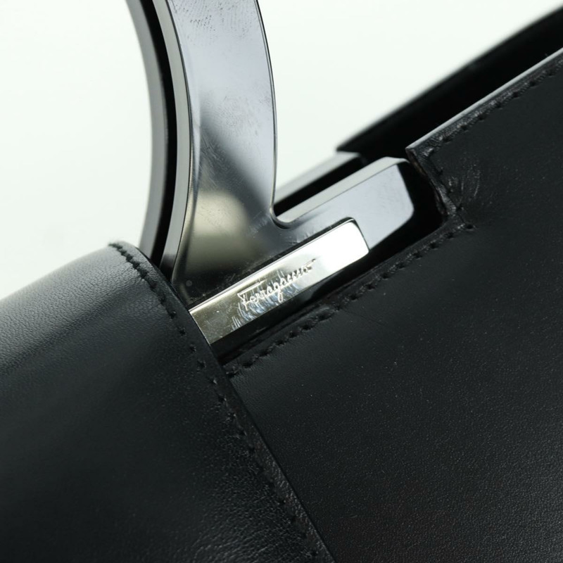 【日本直送】Salvatore Ferragamo Gancini 手提包，黑色銀色真皮，正品，貨號 172480V-13