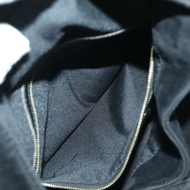 【日本直送】FENDI Mamma Baguette 肩背包 麂皮 黑色 金色 正品 172703A-22