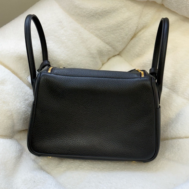 (台灣購證🇹🇼）Hermes lindy26 黑金 W刻 ✨膠膜未撕-1