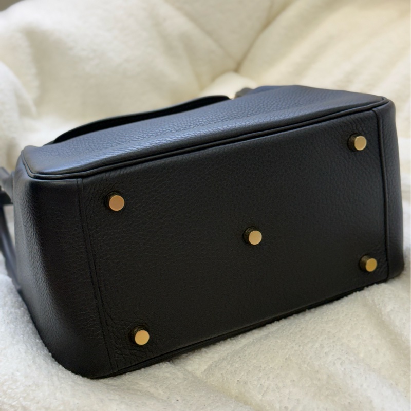 (台灣購證🇹🇼）Hermes lindy26 黑金 W刻 ✨膠膜未撕-4