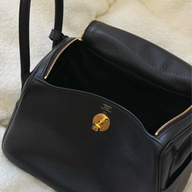(台灣購證🇹🇼）Hermes lindy26 黑金 W刻 ✨膠膜未撕-10