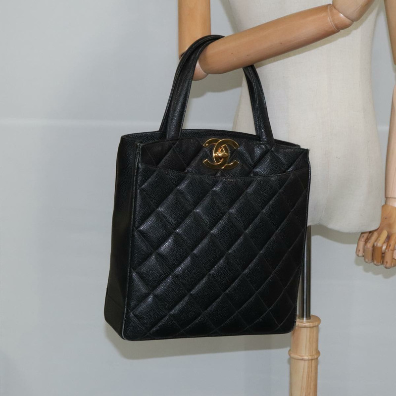 【日本直送】香奈兒 (CHANEL) Matelasse 手袋，魚子醬紋皮革，黑色，CC 標誌，正品編號 101307M-23