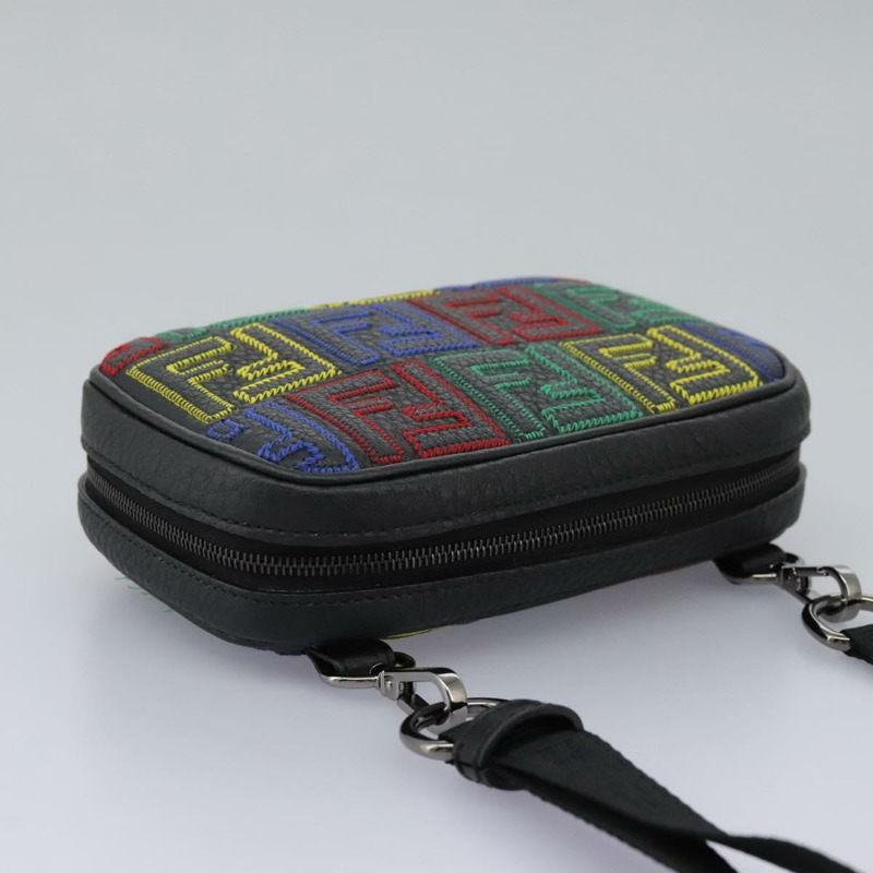 【日本直送】FENDI Zucca帆布單肩包 多色 黑色 正品 112594SAM-5