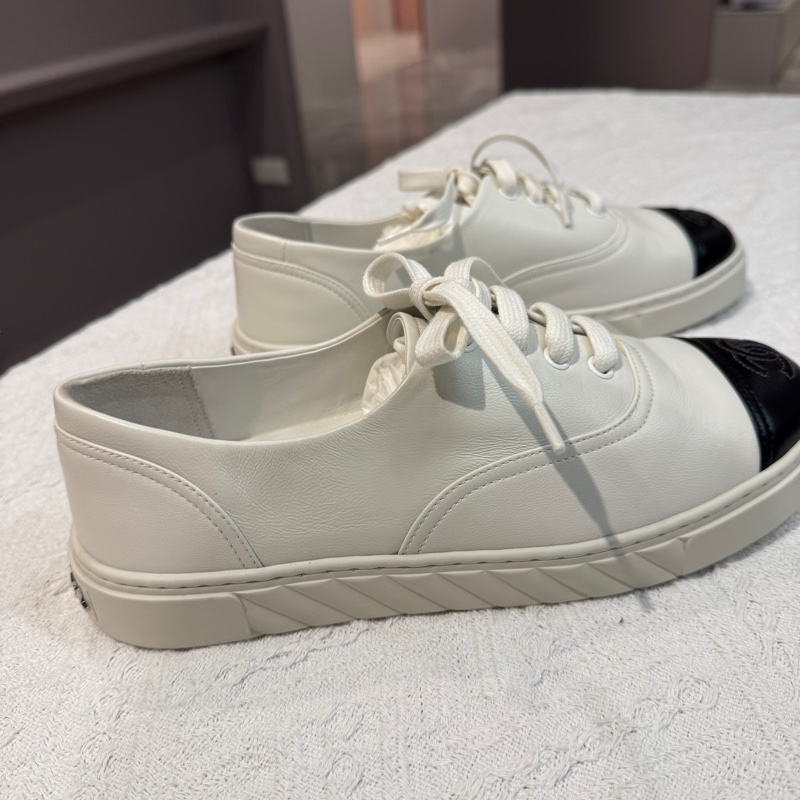 chanel香奈兒 小白鞋 全新-5