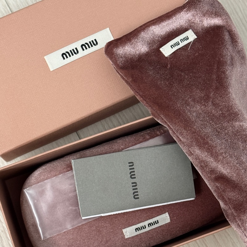 Miumiu 10WS黑色太陽眼鏡 近全新-5