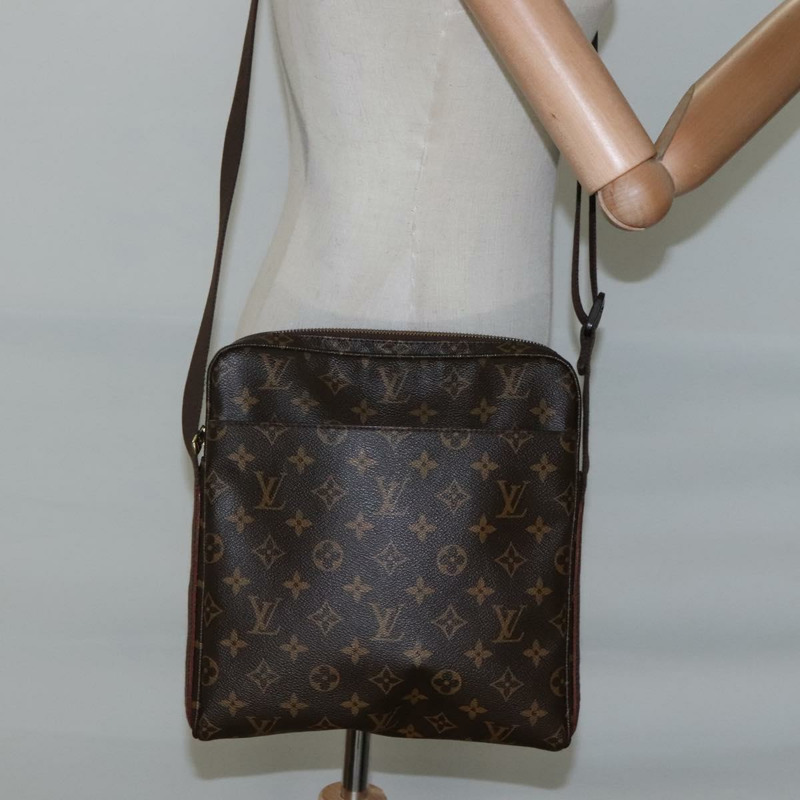 【日本直送】路易威登 Monogram Trotteur Beaubourg 肩背包 M97037 LV 正品 108297V-23