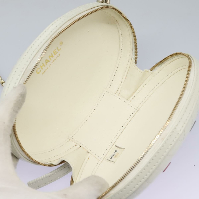 【日本直送】香奈兒 V 字縫線 LA PAUSA 鏈條單肩包 白色皮革 CC 正品 bs23014SAV-10