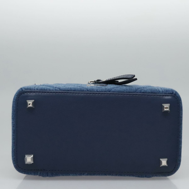 【日本直送】MCM Vanity Pouch Denim 2way Blue Auth BD970V-4