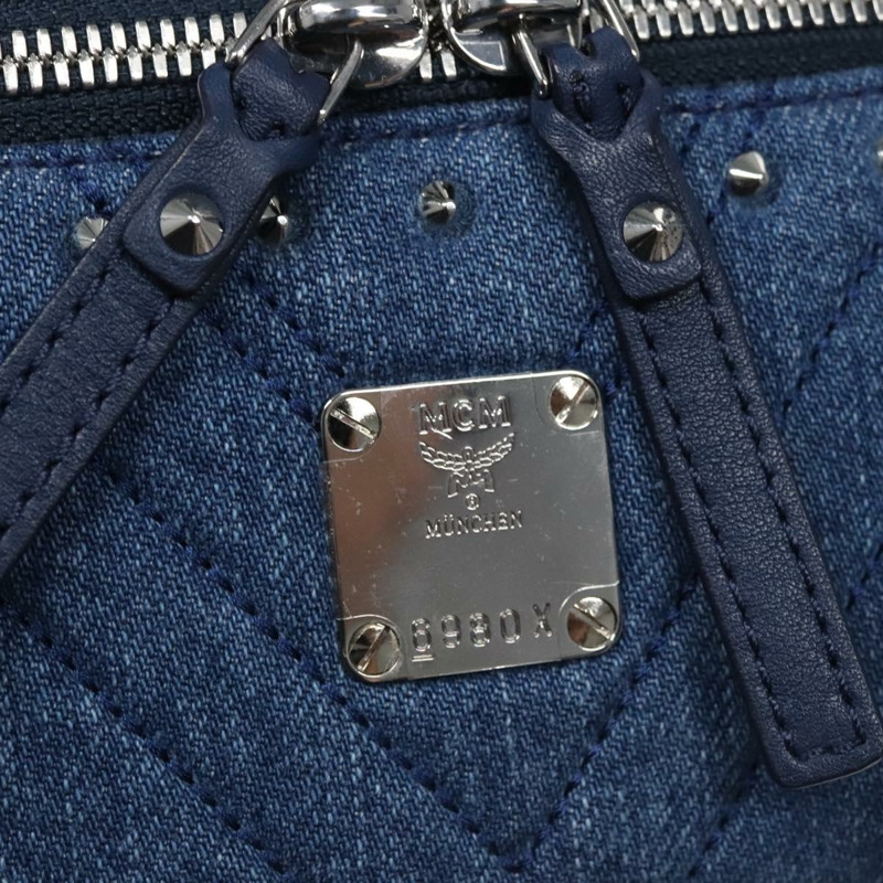 【日本直送】MCM Vanity Pouch Denim 2way Blue Auth BD970V-10