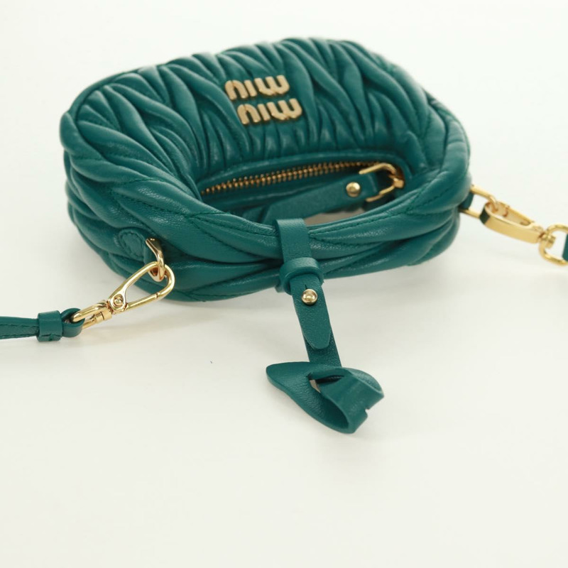 【日本直送】Miu Miu Matelasse Micro Hobo 單肩包，皮革材質，綠色/金色，正品，貨號 168972SM-5