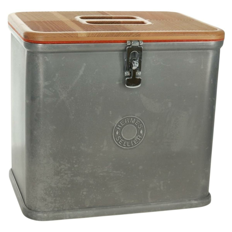 【日本直送】愛馬仕男士理容盒，金屬材質，灰色/銀色，正品編號 168944SAV-0