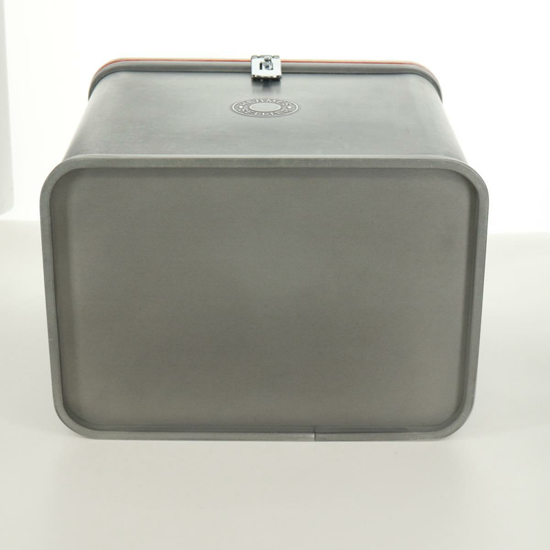 【日本直送】愛馬仕男士理容盒，金屬材質，灰色/銀色，正品編號 168944SAV-6