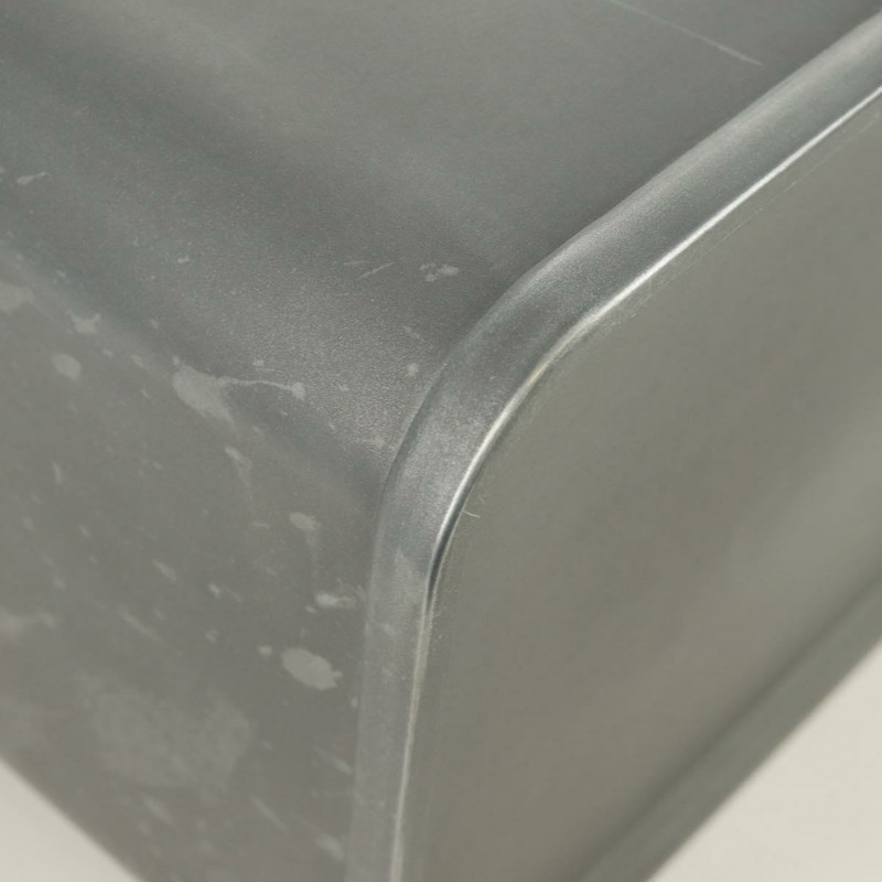 【日本直送】愛馬仕男士理容盒，金屬材質，灰色/銀色，正品編號 168944SAV-14