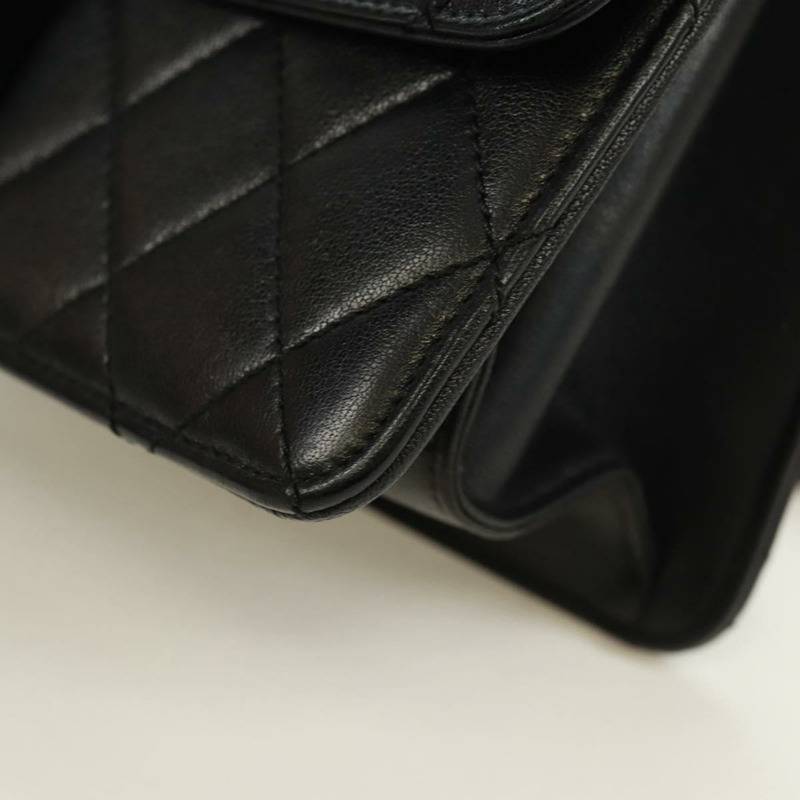 【日本直送】香奈兒 (CHANEL) 鏈條絎縫肩背包，黑色皮革，金色雙C標誌，正品編號 168933SAM-15