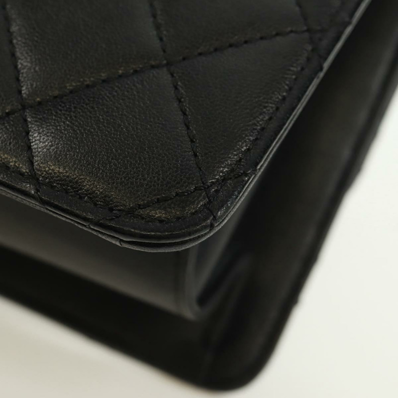 【日本直送】香奈兒 (CHANEL) 鏈條絎縫肩背包，黑色皮革，金色雙C標誌，正品編號 168933SAM-17