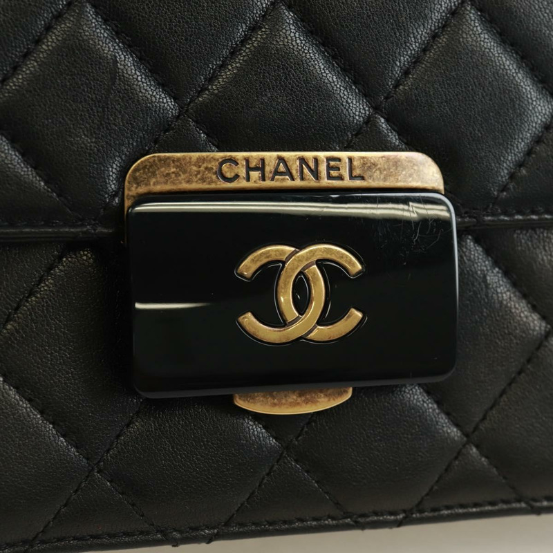 【日本直送】香奈兒 (CHANEL) 鏈條絎縫肩背包，黑色皮革，金色雙C標誌，正品編號 168933SAM-18