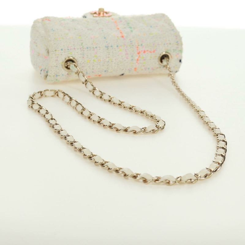 【日本直送】香奈兒迷你絎縫鏈條肩背包，斜紋軟呢布料，白色，金色雙C標誌，正品 ti3635SM-6