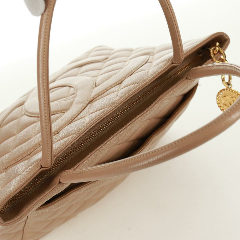 【日本直送】香奈兒 (CHANEL) Matelasse Reprint 托特包，魚子醬紋理，米色，金色 CC 標誌，正品編號 161734SAV-5