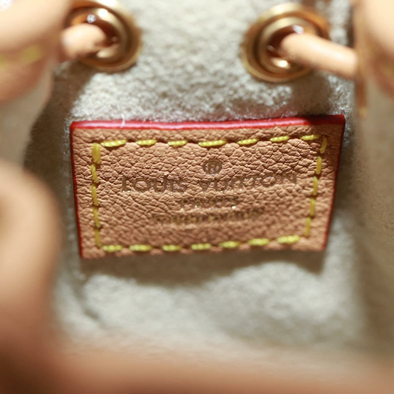 【日本直送】路易威登 Monogram Vivienne Micronoe 包飾 M00818 LV 正品 171855SAM-19