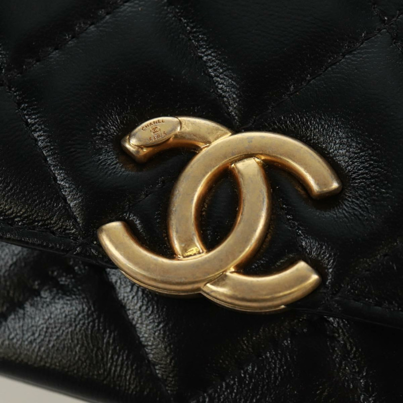 【日本直送】香奈兒 (CHANEL) Matelasse 黑色皮革手拿包，金色雙C標誌，正品編號 171856SAM-16