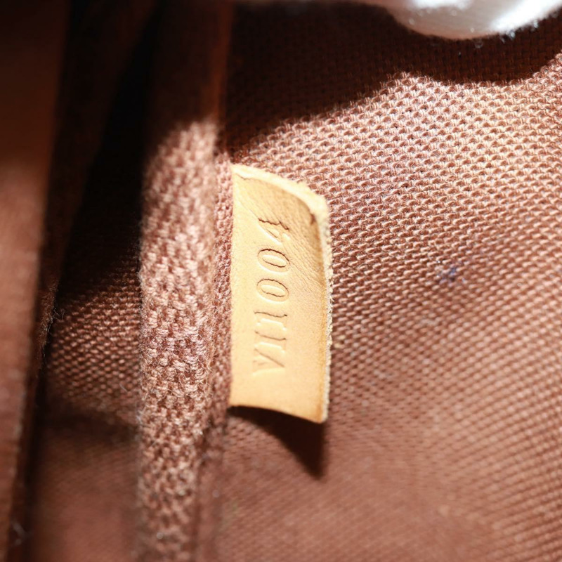 【日本直送】路易威登 Monogram 熊貓 Pochette Accessoires 手拿包 M51981 LV Auth 171830V-11