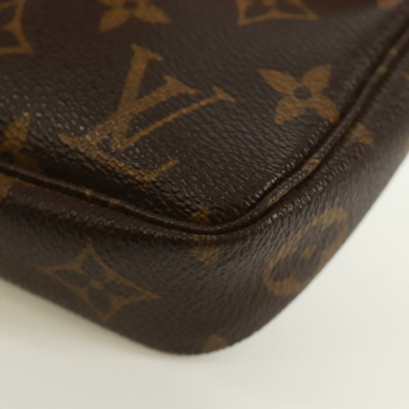 【日本直送】路易威登 Monogram 熊貓 Pochette Accessoires 手拿包 M51981 LV Auth 171830V-16