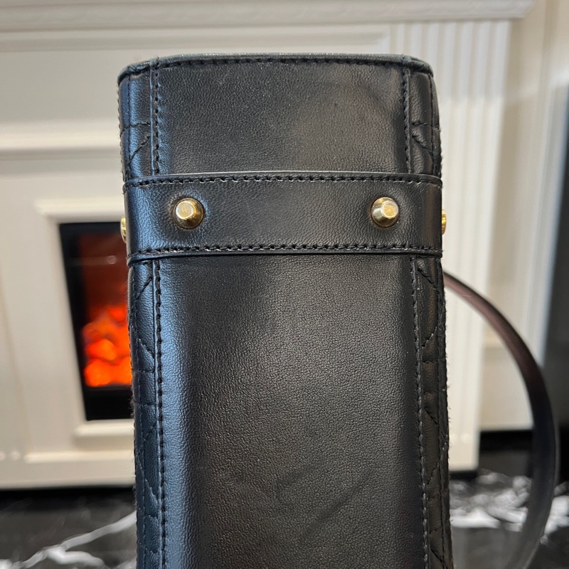 【1顆包背4季❗️經典圖案✨小資女孩👍🏻】Dior 中古橫版戴妃包 黑金羊皮 手提包 托特包-18