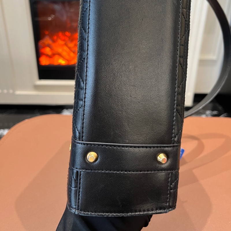 【1顆包背4季❗️經典圖案✨小資女孩👍🏻】Dior 中古橫版戴妃包 黑金羊皮 手提包 托特包-23