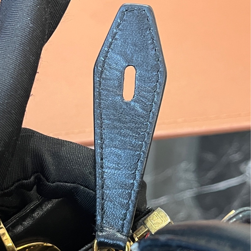 【1顆包背4季❗️經典圖案✨小資女孩👍🏻】Dior 中古橫版戴妃包 黑金羊皮 手提包 托特包-31