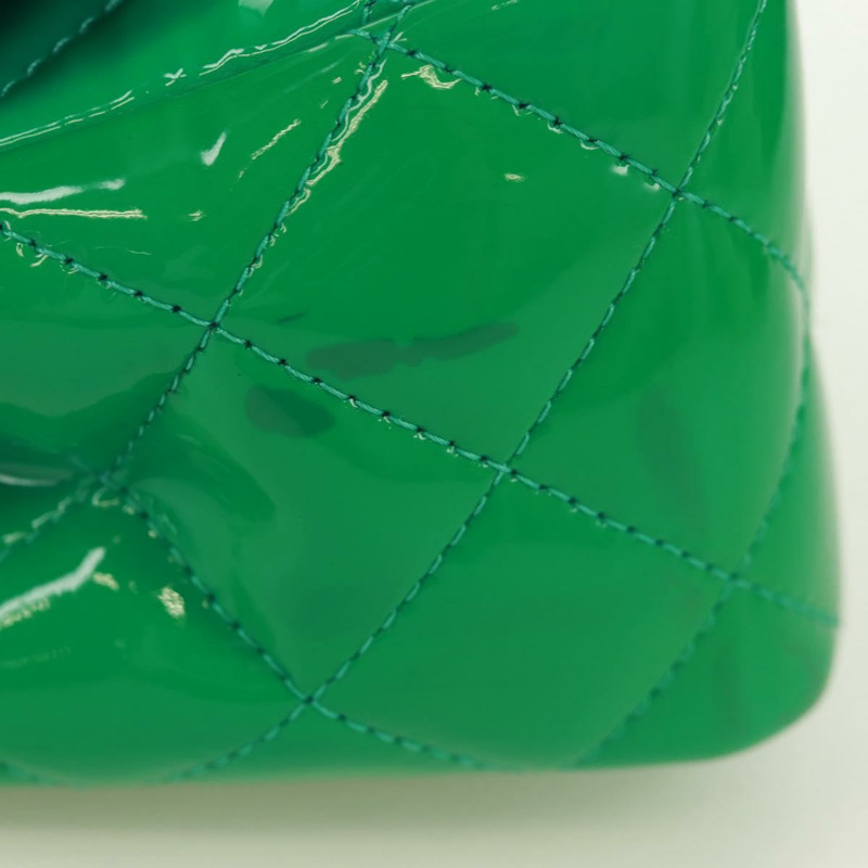 【日本直送】香奈兒 (CHANEL) 迷你絎縫 16 鏈條包，漆皮材質，綠色/銀色雙C標誌，正品編號 171889SAV-3