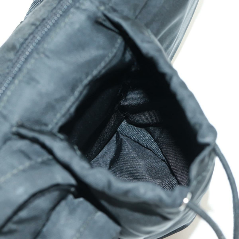 【日本直送】PRADA 腰包/斜背包 尼龍材質 黑色 銀色 正品 166860A-18