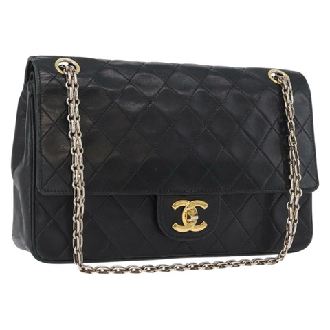 香奈兒 (CHANEL) 絎縫鏈條肩背包，羊皮材質，復古黑色，金色雙C標誌，正品編號 166840A