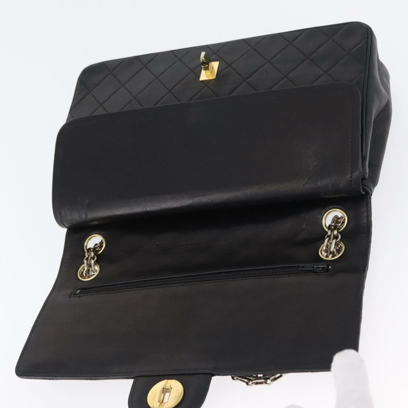 【日本直送】香奈兒 (CHANEL) 絎縫鏈條肩背包，羊皮材質，復古黑色，金色雙C標誌，正品編號 166840A-8