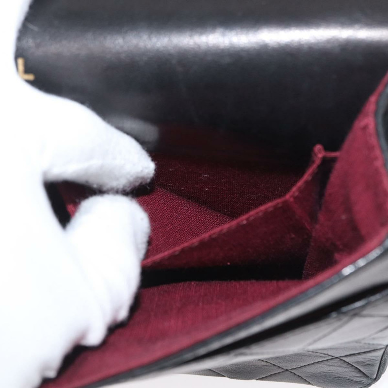 【日本直送】香奈兒 (CHANEL) 絎縫鏈條肩背包，羊皮材質，復古黑色，金色雙C標誌，正品編號 166840A-26