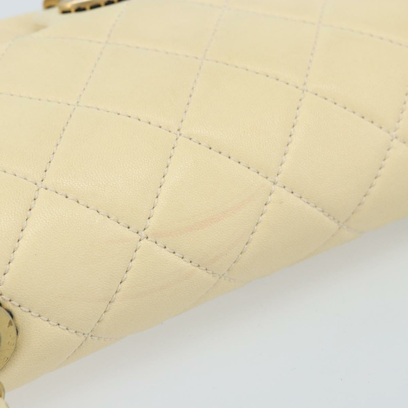 【日本直送】香奈兒 Matelasse 22 鏈條肩背包，羊皮材質，象牙色，金色 CC 標誌，正品編號 170660SAV-5