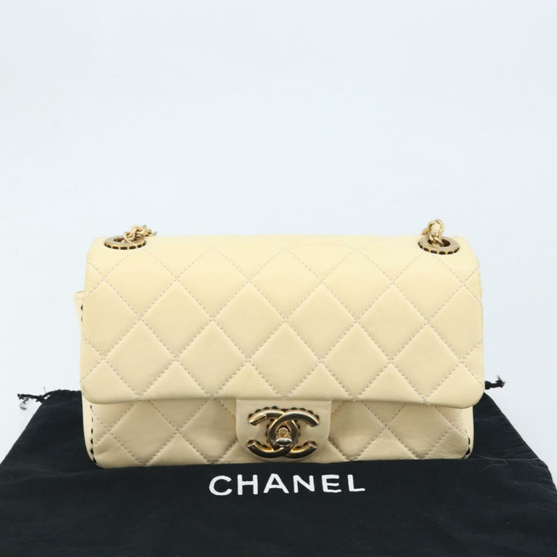 【日本直送】香奈兒 Matelasse 22 鏈條肩背包，羊皮材質，象牙色，金色 CC 標誌，正品編號 170660SAV-11