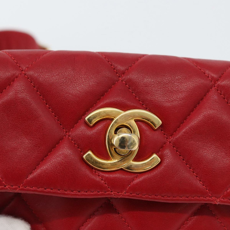 【日本直送】香奈兒 Matelasse 腰包，羊皮材質，紅色，金色雙C標誌，貨號 165374V-17