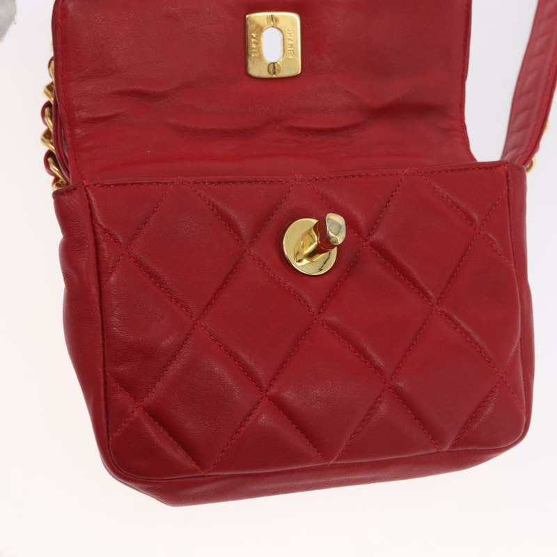 【日本直送】香奈兒 Matelasse 腰包，羊皮材質，紅色，金色雙C標誌，貨號 165374V-19