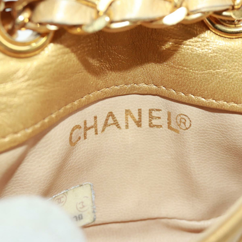 【日本直送】香奈兒迷你絎縫10鏈條手柄羊皮手拿包，金色雙C標誌，貨號165375V-20