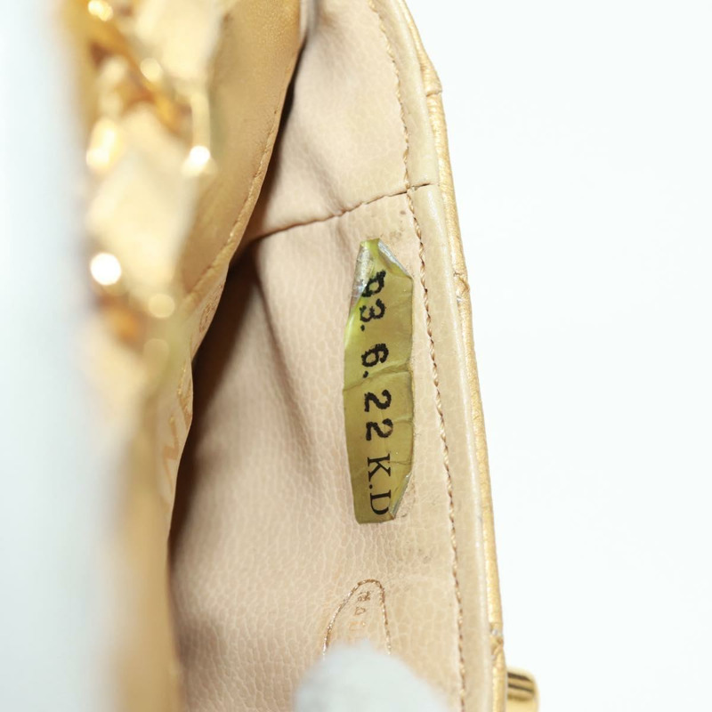 【日本直送】香奈兒迷你絎縫10鏈條手柄羊皮手拿包，金色雙C標誌，貨號165375V-23