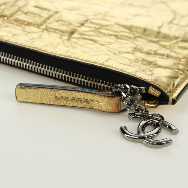 【日本直送】香奈兒金色雙C標誌皮革手拿包，貨號165360M-6