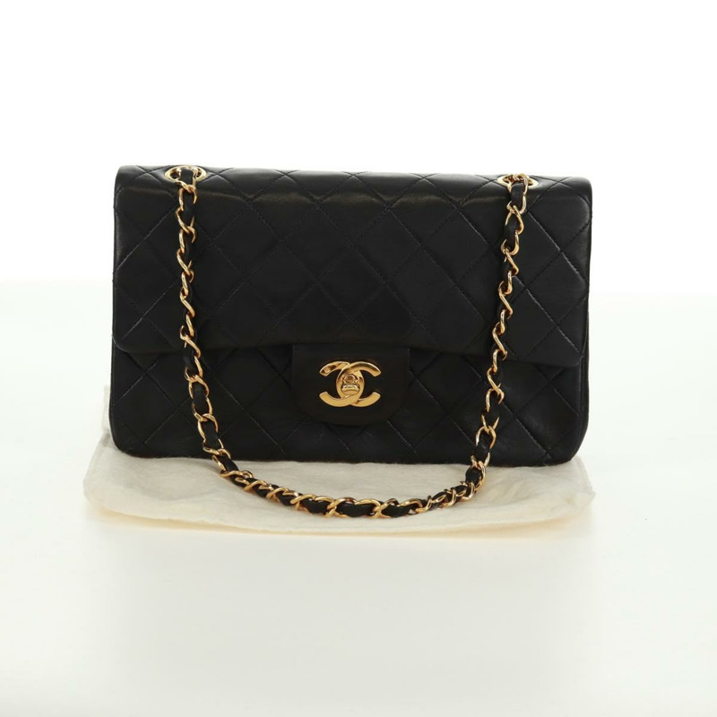 【日本直送】香奈兒雙蓋鏈條絎縫23號包，羊皮材質，黑色金色雙C標誌，正品SK010SV-11